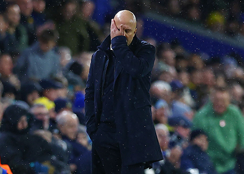 TA独家:科纳特送点引爆利兹反扑,斯洛特死撑“罪人”引众怒